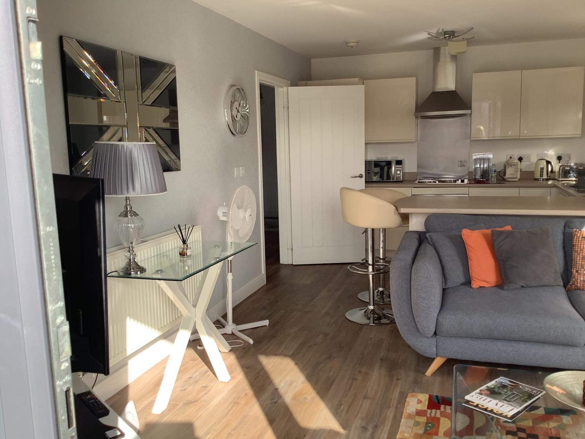 Luxury Riverside 2 Bedroomed Apartment With Balcony Newport  Exteriér fotografie