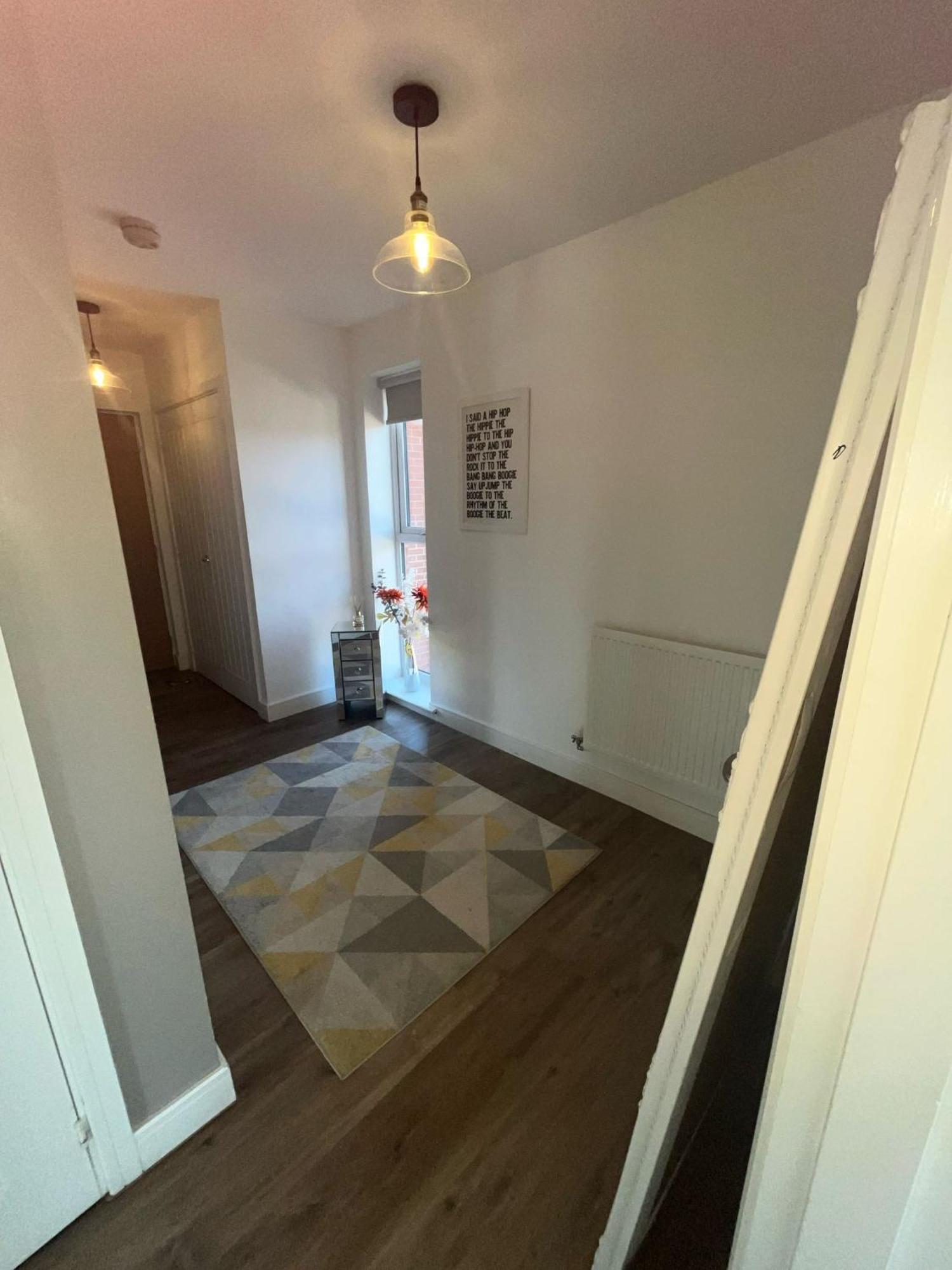 Luxury Riverside 2 Bedroomed Apartment With Balcony Newport  Exteriér fotografie