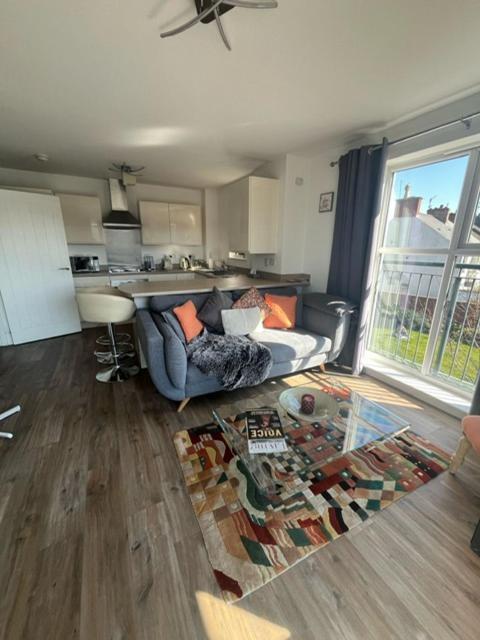 Luxury Riverside 2 Bedroomed Apartment With Balcony Newport  Exteriér fotografie